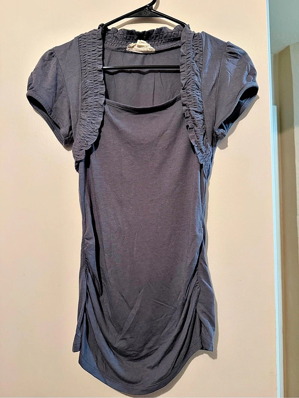derek heart Short Sleeve Draped Top in Gray Size Medium